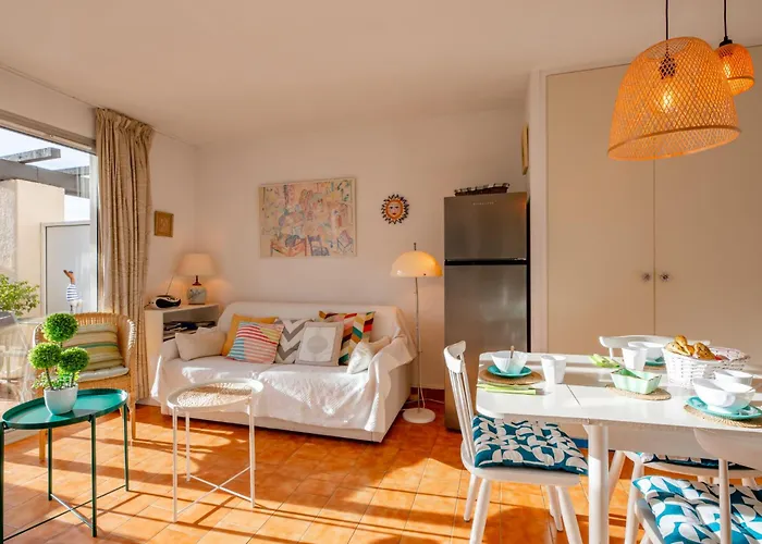 Les Coteaux De La Nartelle-32 By Interhome *